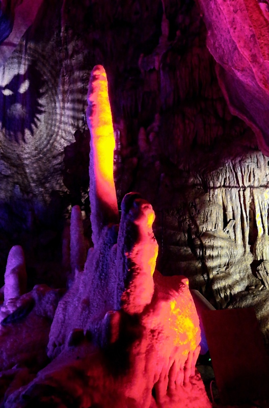 Illumination der Dechenh&ouml;hle im Sauerland