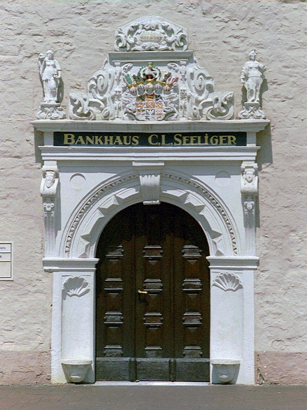 Portal eines Bankhauses in Wolfenb&uuml;ttel